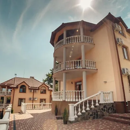 вiлла тераса Hotel Polyana (Transcarpathia)