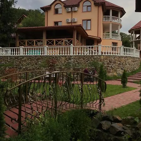 호텔 вiлла тераса 폴리아나